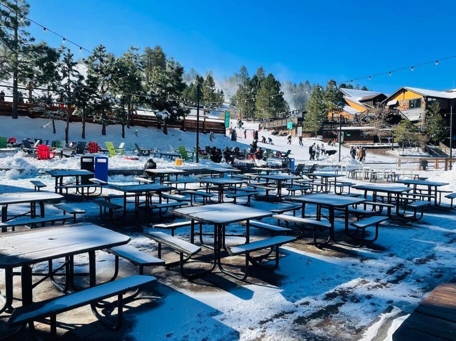 Sled-Ski Lakeside Village Cabin - Spa - Bbq - Firepit - Loft - Games ビッグ・ベアー・レイク エクステリア 写真