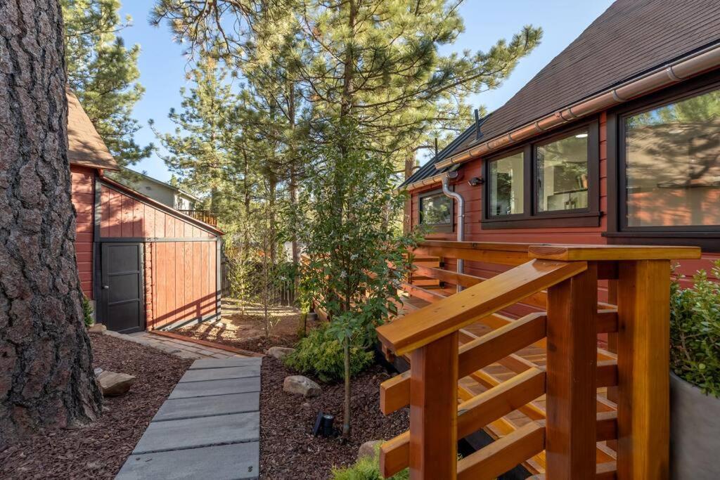 Sled-Ski Lakeside Village Cabin - Spa - Bbq - Firepit - Loft - Games ビッグ・ベアー・レイク エクステリア 写真