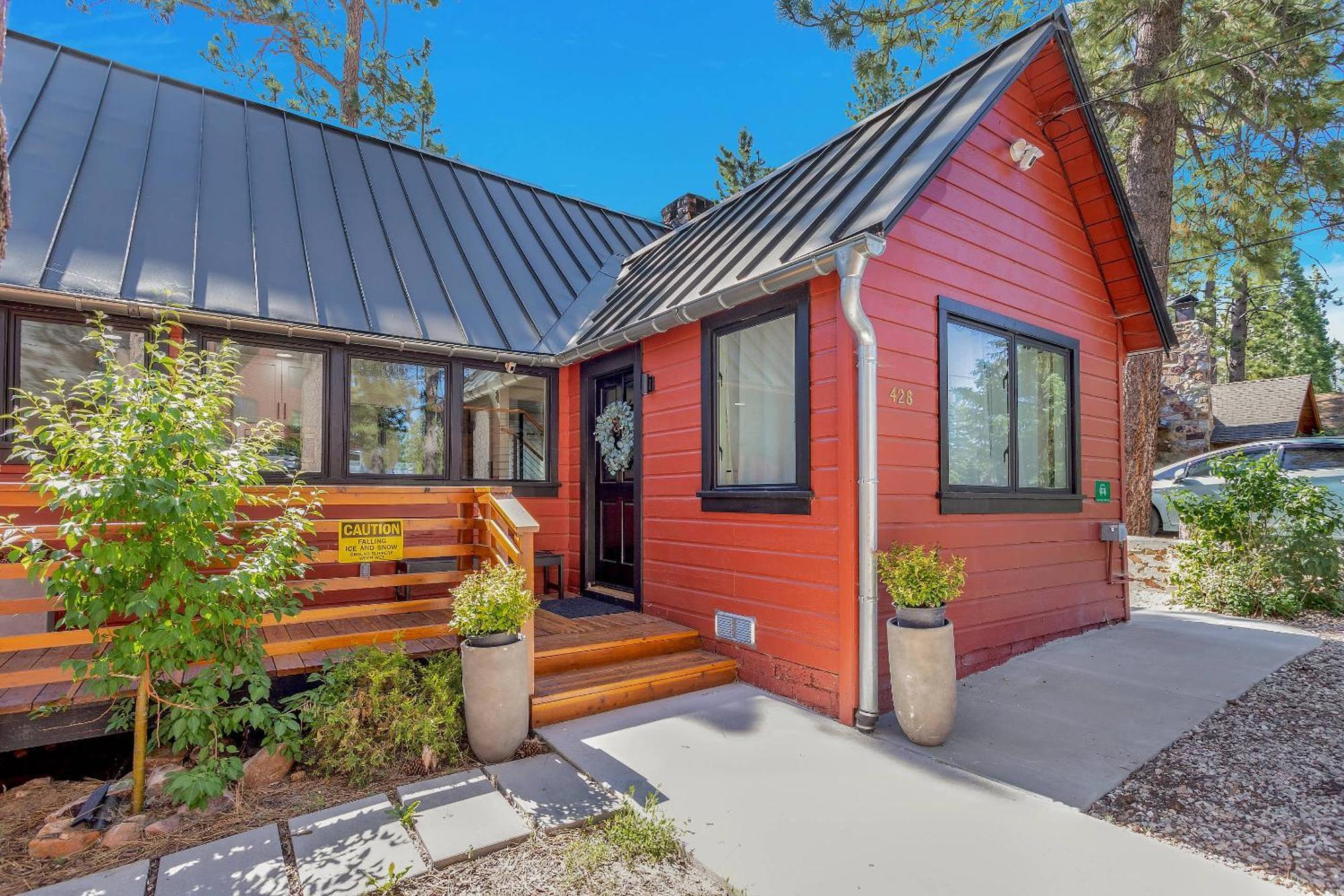 Sled-Ski Lakeside Village Cabin - Spa - Bbq - Firepit - Loft - Games ビッグ・ベアー・レイク エクステリア 写真